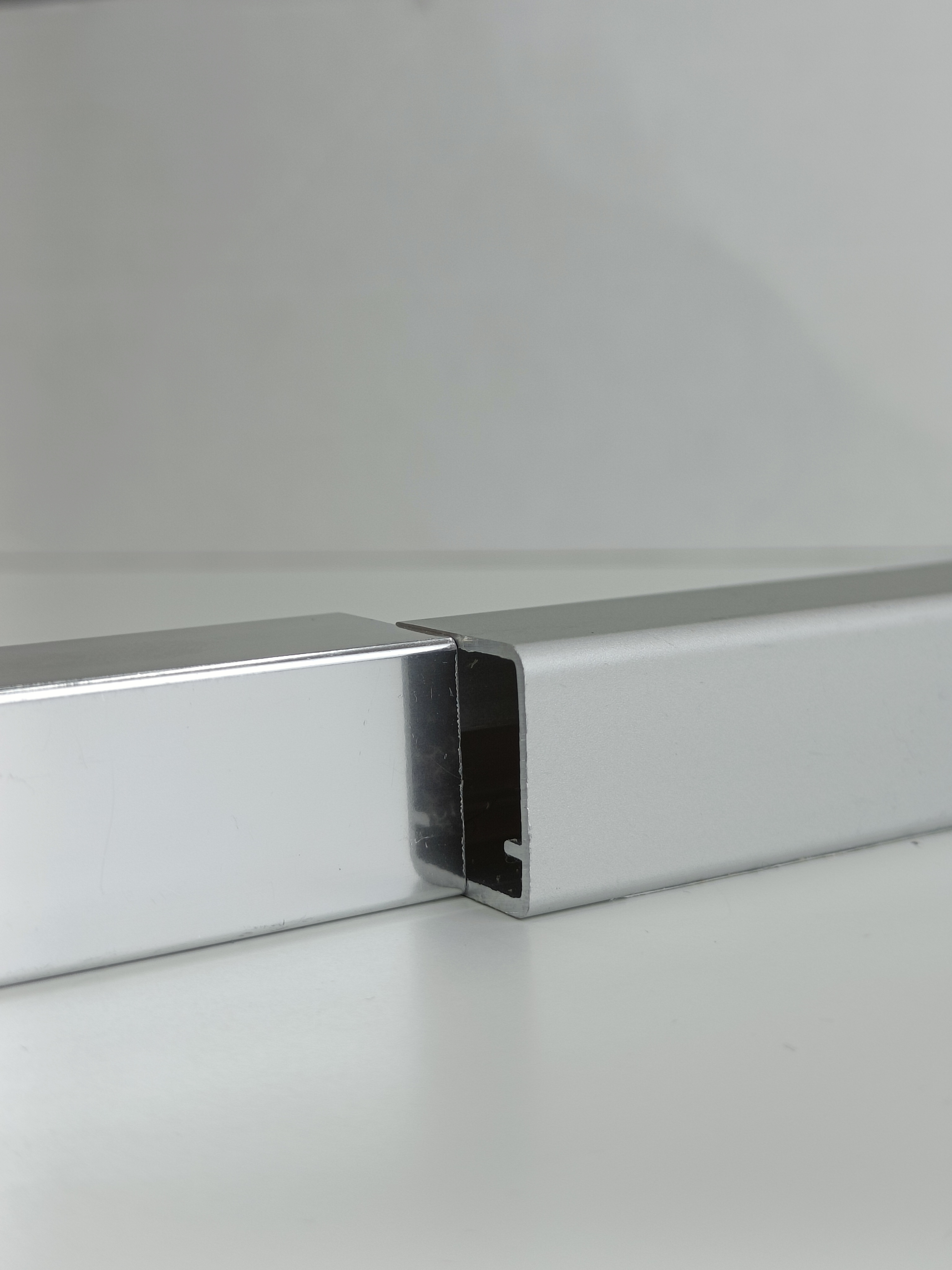 Зеркало в алюминиевой раме 01 Premium Серебро матовое - фото 5