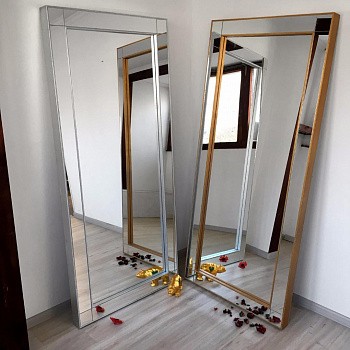 Напольное зеркало "Valentino"